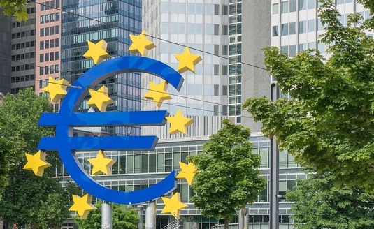 Uniunea Europeană amână cu un an aplicarea reglementărilor finale Basel III