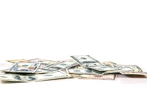Bursele americane își continuă degringolada, iar dolarul a pierdut toată creșterea pe care a avut-o după alegerile din 6 noiembrie