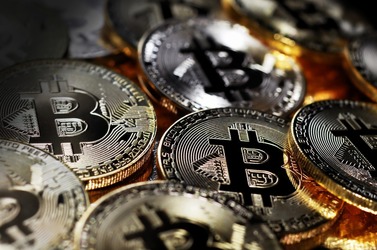 Autoritatea Europeană pentru Valori Mobiliare avertizează asupra riscurilor cripto pentru stabilitatea financiară