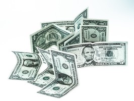 Băncile din SUA au înregistrat un profit dublu față de rivalele din Europa în 2024