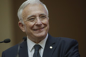 Semnal de la Isărescu: cursul este într-o zonă de echilibru. BNR a cheltuit pe intervenții chiar mai mult decât s-a vehiculat