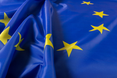 Uniunea Europeană a aprobat uriașul program de înarmare al țărilor membre și partenere. În valoare totală de 150 de miliarde de euro, acesta acordă credite pe termene de până la 45 de ani, cu 10 ani perioadă de grație