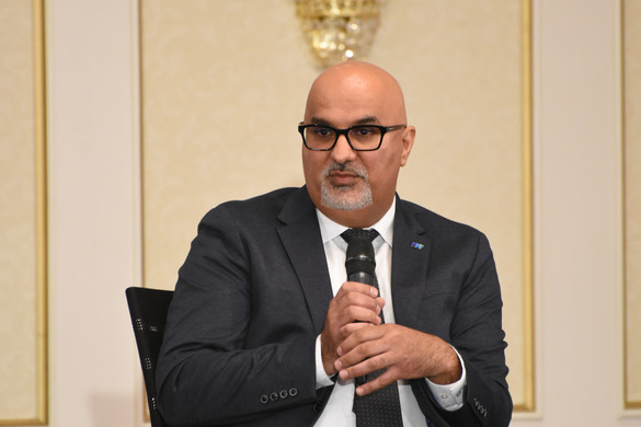 VIDEO Profit.ro - Piața de Capital.forum. România nu traversează o criză, la acest moment. Este nevoie însă rapid de stabilitate politică. Și de noi listări, nu ne putem raporta mereu doar la povestea de succes Hidroelectrica!