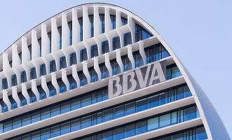 BBVA nu renunță la preluarea Sabadell