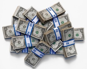 Datoria mondială atinge un nou maxim istoric 