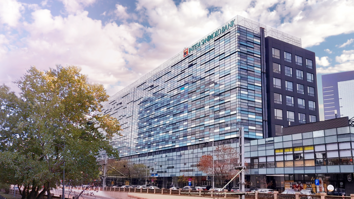 Dispare o bancă în România. Mesaj către clienți. Intesa Sanpaolo Bank România și First Bank intră în etapa finală a procesului de fuziune