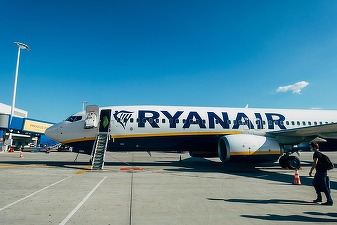 Ryanair - Bilete mai scumpe, profitul explodează