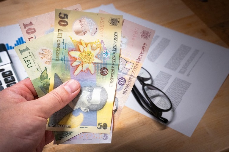 Grafic cu evoluția indicelui ROBOR și IRCC, evidențiind stabilitatea dobânzilor la creditele în lei în 2025. | sursa foto: Profit