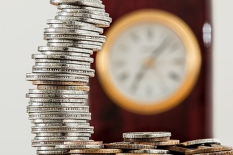 Datoria externă totală a României a crescut anul trecut cu 23,837 miliarde euro, până la 227,347 miliarde euro