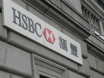 HSBC a disponibilizat 134 angajați seniori, cheltuind aproape 68 milioane dolari. Cea mai amplă reducere a acestui tip de personal de la criza financiară din 2008