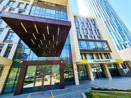 Acțiunile Raiffeisen Bank cad puternic după ce un short-seller a atras atenția asupra legăturilor cu Rusia