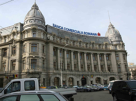 BCR încheie semestrul I cu profit de 600 de milioane de lei și afaceri în scădere