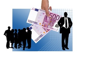 Volksbank reduce creditele clienților în contul comisionului de risc plătit