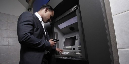 O tranzacție de 1,8 miliarde de dolari schimbă liderul pieței mondiale de ATM-uri