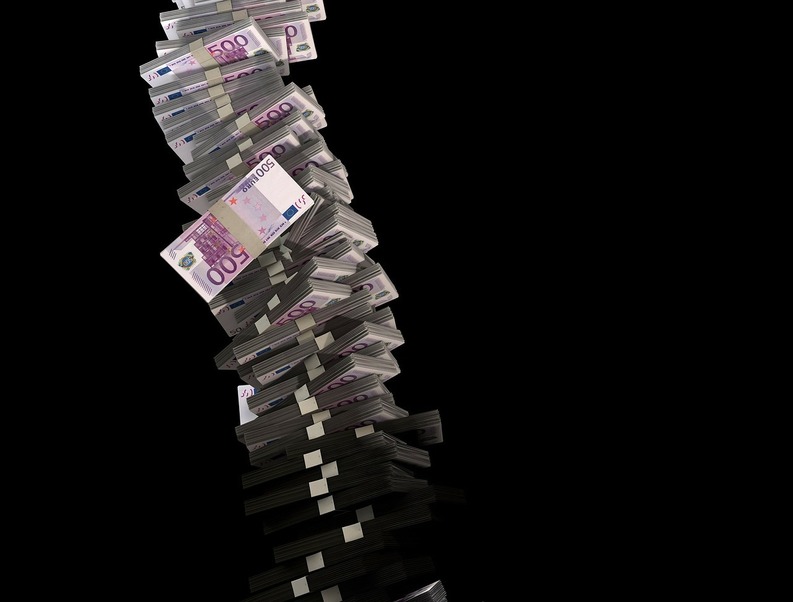 Expunerea băncilor străine pe România s-a redus cu 3,44 miliarde dolari în ianuarie-septembrie 2015