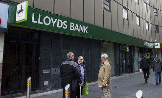 Lloyds desființează încă 3.000 de posturi pentru a reduce costurile și a contracara efectele votului pro-Brexit