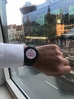 Banca Transilvania lansează opțiunea de plată contactless prin smartwatch