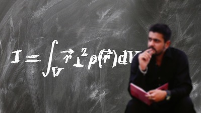Guvernul va acorda garanții de 80% pentru creditele luate de profesori la cumpărarea unei locuințe. Profesorii din mediul rural vor primi și 5.000 euro. Este promisă devansarea creșterilor salariale și salarii în plus anuale, la instalare și pensionare