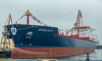 Șantierul Naval Constanța a botezat cea mai nouă navă, un tanc petrolier construit cu finanțare Raiffeisen