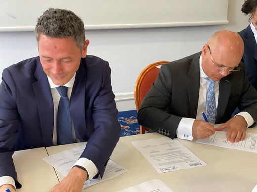 Băncile din CPBR au semnat un nou contract colectiv de muncă cu sindicatele. Salariul minim brut crește 
