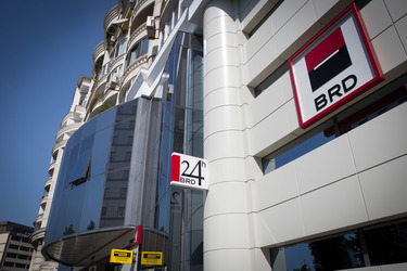 BRD, profit în creștere cu o zecime la 9 luni
