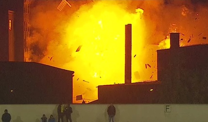 O echipă  Omniasig evaluează efectele exploziei de la Brașov