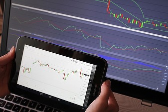 Indicele BET a urcat în iulie 2015 la maximele ultimilor 7 ani