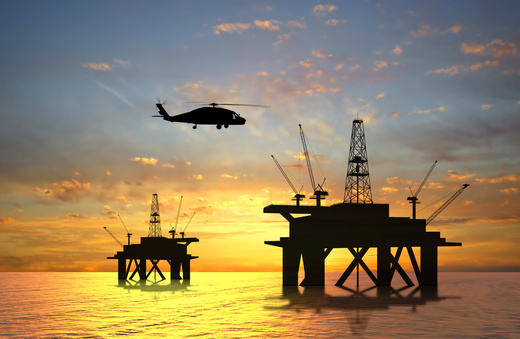 Prețul petrolului crește, pe fondul știrii că numărul exploatărilor nord-americane este la minimul ultimilor 13 ani