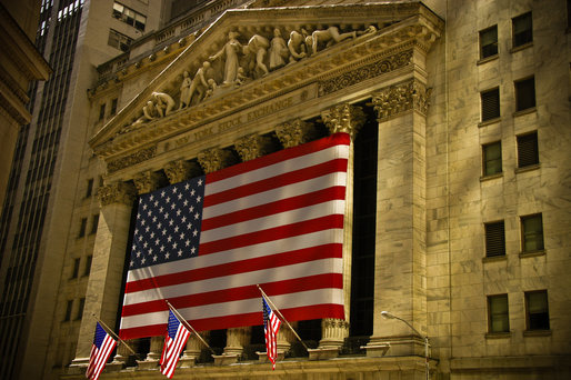 Bursa americană revine împreună cu povestea dobânzilor zero