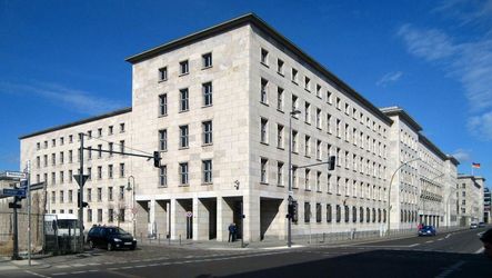 Titlurile de stat germane cu scadența la 2 ani ating un minim al dobânzilor de -0,39%