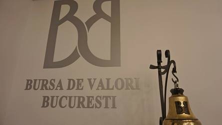 Indicii principali de la BVB au coborât cu 0,5%, pe fondul unui rulaj scăzut