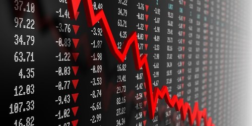 Acțiunile Rompetrol Rafinare Constanța au revenit la tranzacționare în scădere de 13-15%