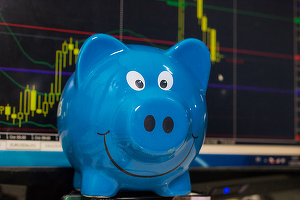 Investitorii de la FP par mulțumiți. Și-au dublat banii de la listare și nu mai vin la AGA