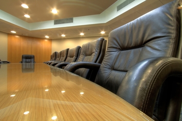 Grupul băncilor se recompletează în Consiliul Bursei. Radu Hanga de la BT, votat de acționari pentru a ocupa locul vacantat de decesul lui Cristian Micu