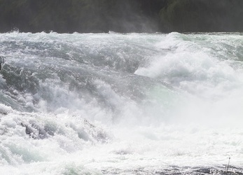 GRAFIC Rupere de zăgazuri la bursă. Vânzările de acțiuni se precipită și cad repere tehnice ale trendului pozitiv din acest an. Fantoma care bântuie fondurile de pensii face ravagii în cotațiile de la BVB