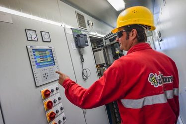 Dafora Mediaș și-a redus cu 2 treimi pierderile semestriale. În primăvară, pentru a obține cash, compania a scos la vânzare o vilă din București