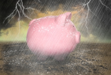 Bucuroși că vor fi reumplute cuferele Fondului de Compensare, brokerii salută decizia instanței în cazul Harinvest care obligă BCR la plata a 19,7 milioane lei, bani ce ar urma să ajungă la investitori