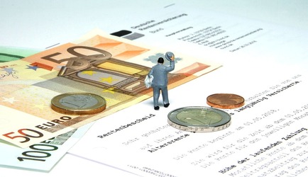 Mesaj de la Banca Națională: Mulți administratori de fonduri de pensii s-ar gândi să se retragă