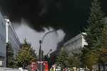 La 11 zile de la delistare, Metav București, controlată de firme din zona oamenilor de afaceri Radu Dimofte și Puiu Popoviciu, are incendiu în incinta parcului. Pentru unii acționari este un prilej să facă bani. Alți investitori vorbesc despre un „blestem