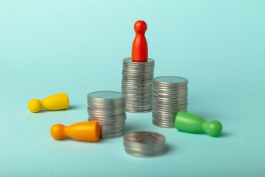 Pierderi importante pentru fondurile închise de investiții. Doar SIF Oltenia stă în picioare cu un profit net la jumătatea anului