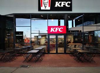 Restricțiile din pandemie aduc deținătorului KFC o pierdere la 9 luni de 4,7 milioane lei