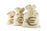 Investitorii vin cu sacii de bani la Guvern. Subscrieri în valoare de 165 milioane euro titlurile de stat puse în vânzare de Finanțe 