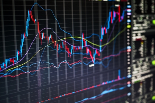 Bursa câștigă un nou maxim pe volume normalizate. Acțiunile Fondului Proprietatea, de asemenea, pe o nouă valoare record