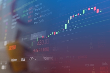 Bursa se corectează cu jumătate de procent. Tranzacții sporite pe acțiuni din domeniul petrolier