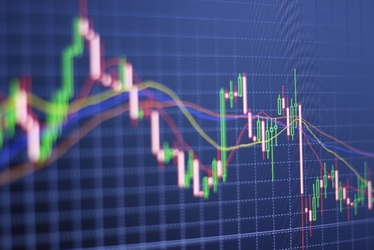 Bursa se depreciază cu jumătate de procent, pe fondul unei retrageri a volumelor. Tranzacție de 30 milioane lei cu acțiuni SIF Oltenia