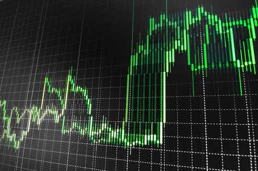 Bursa reia impulsul de revenire. Indicele BET ajunge în zona de 12.400 de puncte