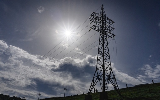 Profitul Transelectrica, în scădere cu 90% ca urmare a creșterii costurilor cu achiziția de energie de pe piața spot
