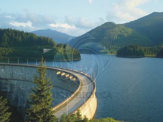 Acțiunile Hidroelectrica se consolidează sub prețul de la intrarea pe bursă