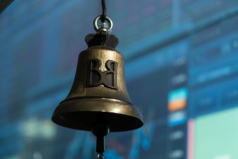 Capitalizarea tuturor companiilor listate la Bursa de Valori București depășește 300 miliarde lei, cel mai mare nivel din istorie. Companiile listate la Bursă înseamnă peste 21% din PIB-ul României pe anul 2022