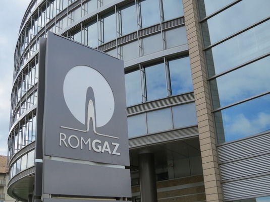 Romgaz semnează un contract de 150 milioane euro cu cea mai mare bancă din România